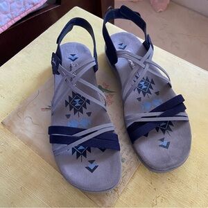 Skechers Reggae Slim Takes Two Strappy Sandals